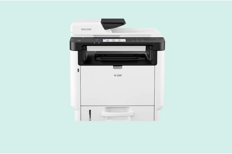 Impresora inkjet compacta de color blanco con cartuchos de tinta visibles, ideal para uso doméstico y pequeña oficina